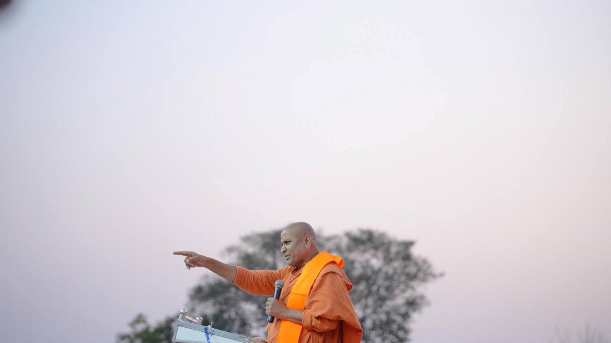 Kaneri Math seer defends his use of language against Lingayat seers