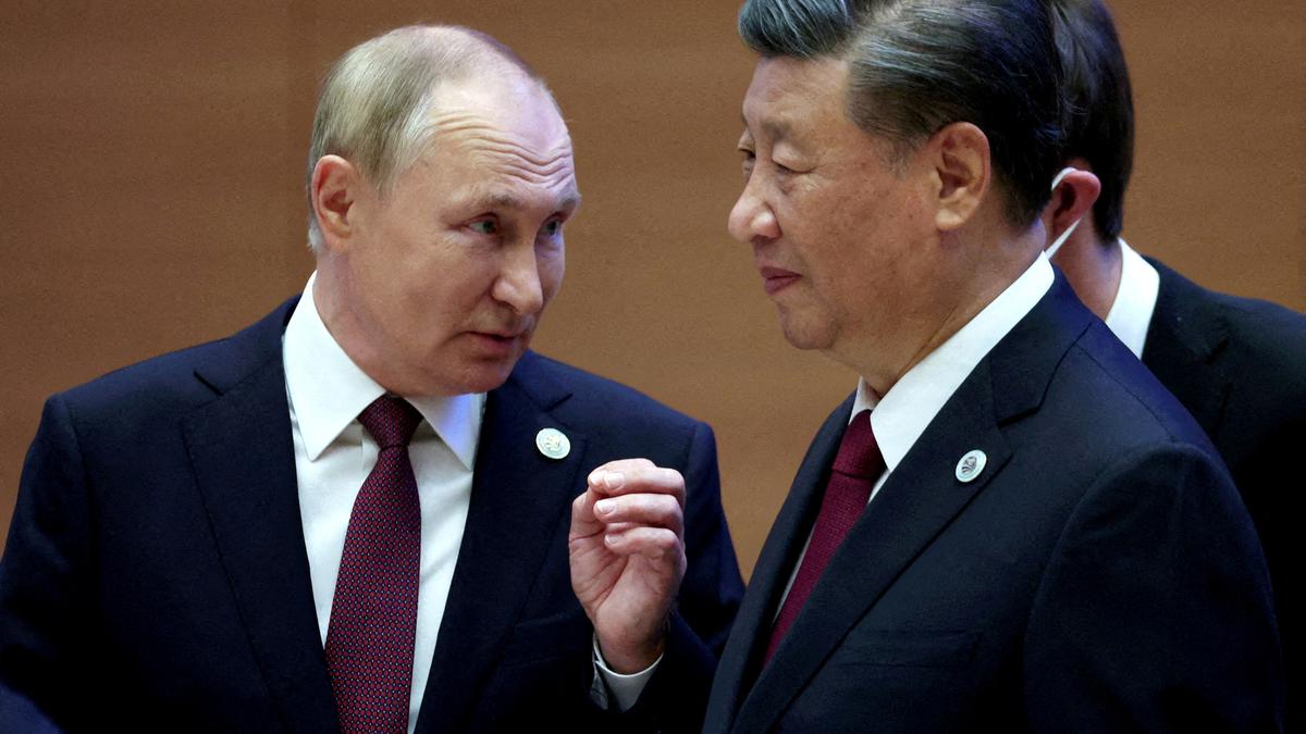 China’s Xi Jinping plays peacemaker on Russia visit