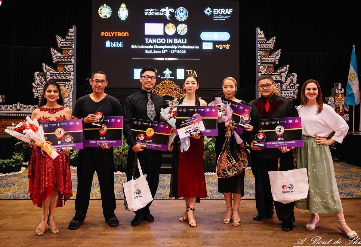 Kruti with the winners of Indonesia Tango Championship Preliminaries 2025 Kruti with the winners of Indonesia Tango Championship Preliminaries 2025