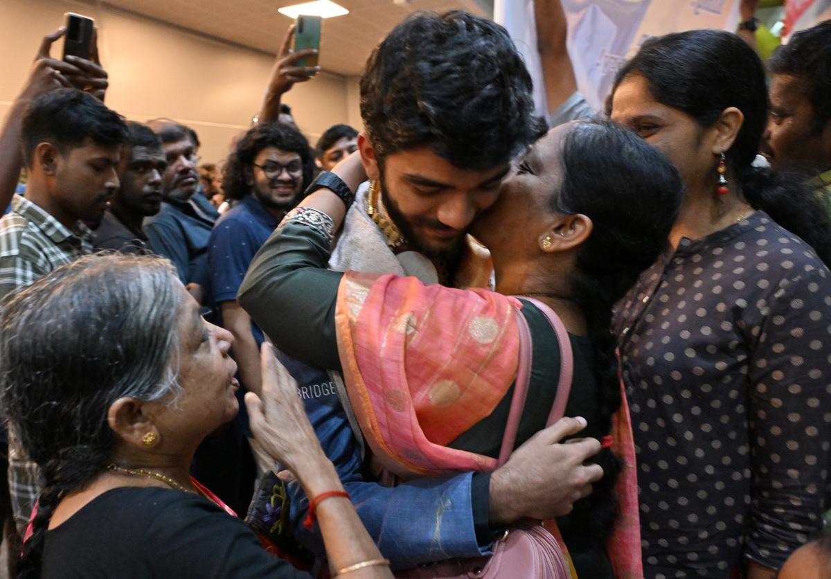 Gukesh’s mother and family members were on hand to welcome the FIDE Candidates champion at the Chennai Airport in the early hours of Thursday.
