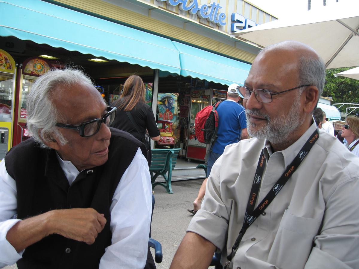 Mrinal Sen and Kunal Sen in Cannes, 2010.