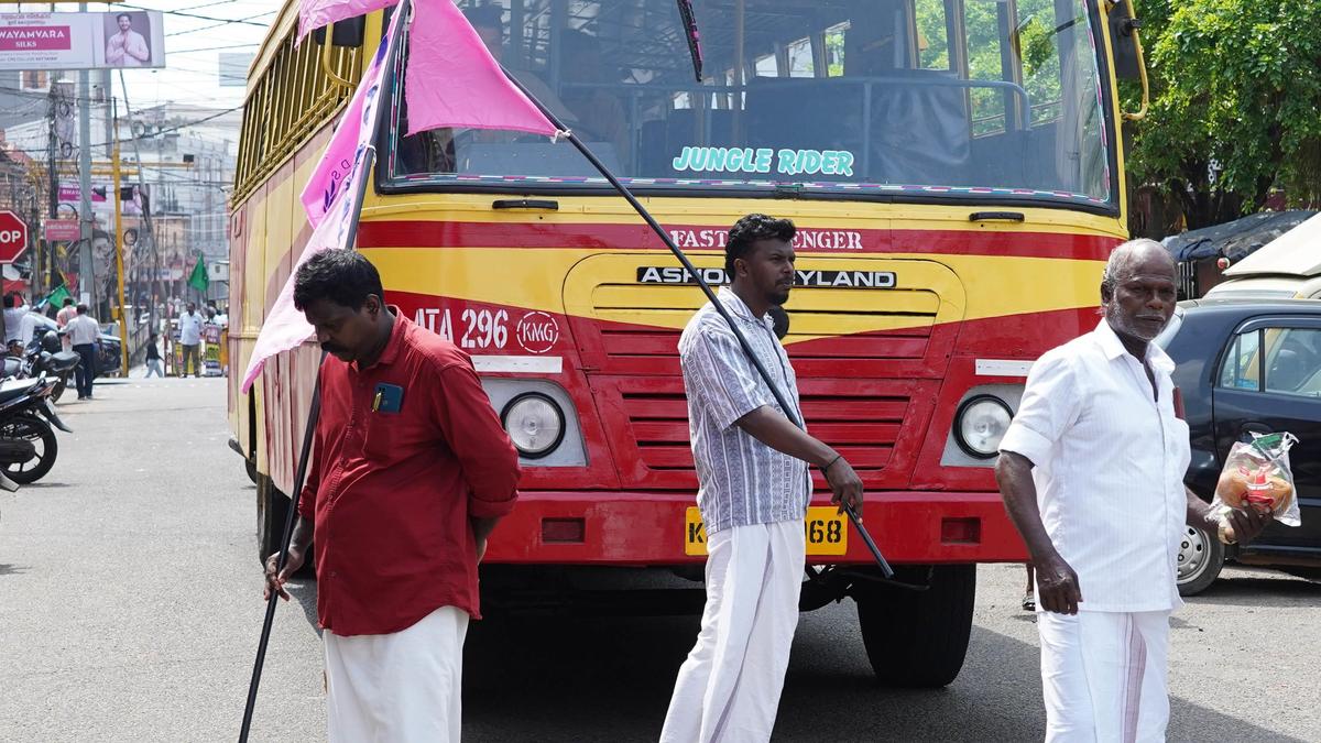 Hartal disrupts life across Central Travancore