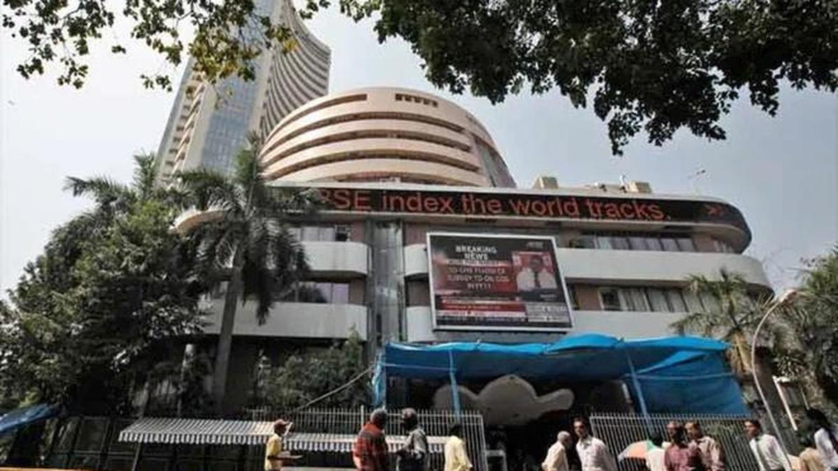 Sensex, Nifty trade higher on Federal Reserve rate cut hopes, prospects of U.S.–China deal