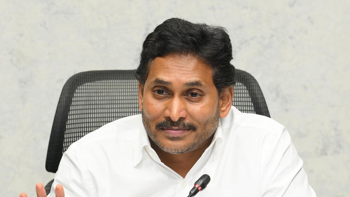Jagan Mohan Reddy blames convoy death on lack of Z-plus security cover