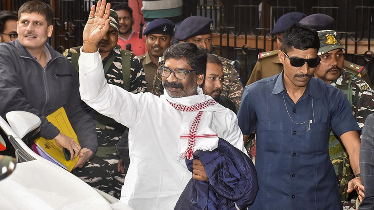 Hemant Soren hearing LIVE updates | SC to hear former Jharkhand CM’s plea for interim bail to campaign in Lok Sabha polls