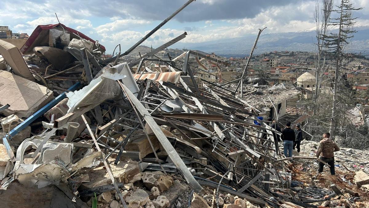 At least 40 killed in Israeli airborne raid in Lebanon
