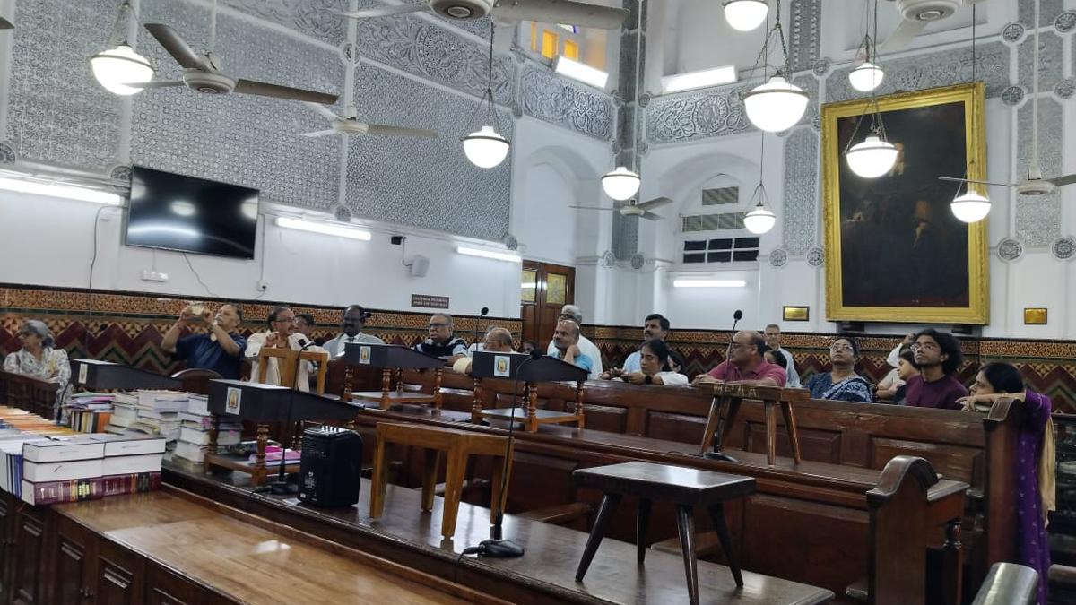 Madras HC Chief Justice turns photographer during heritage walk on court campus