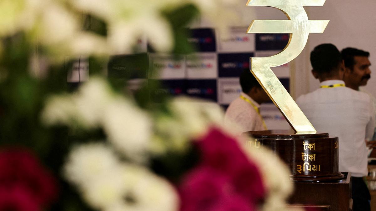 Rupee falls 14 paise to close at all-time low of 85.08 against U.S. dollar