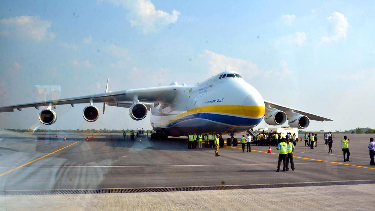 big russian cargo plane