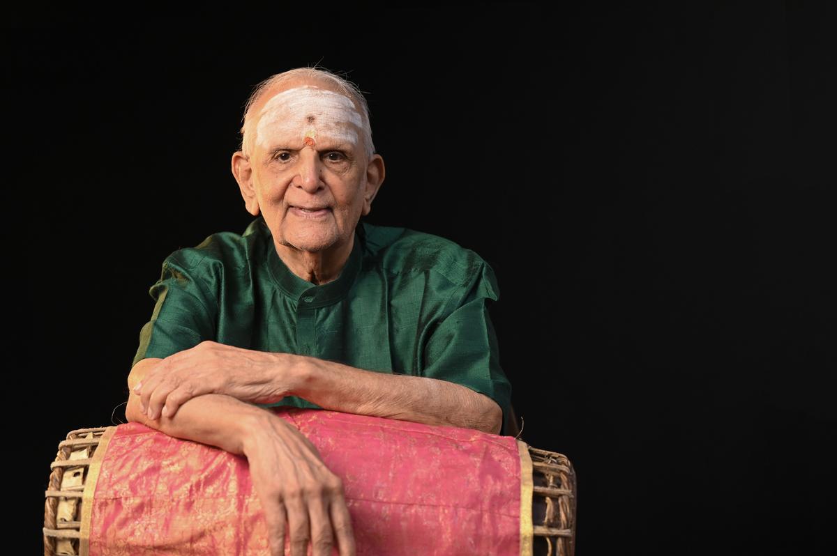 Mridangam maestro Umayalpuram Sivaraman travelled down memory lane at the event. Mridangam maestro Umayalpuram Sivaraman travelled down memory lane at the event.