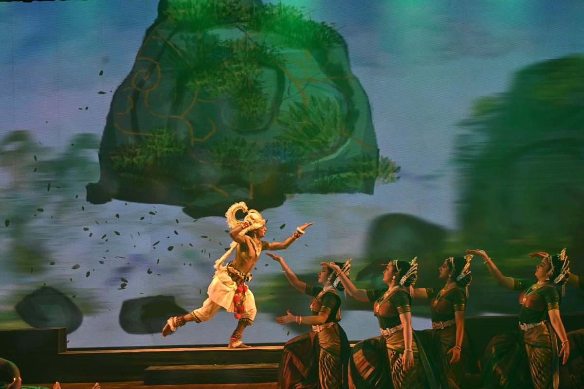 Jishnu Gopi played the role Hanuman with conviction and finesse.
