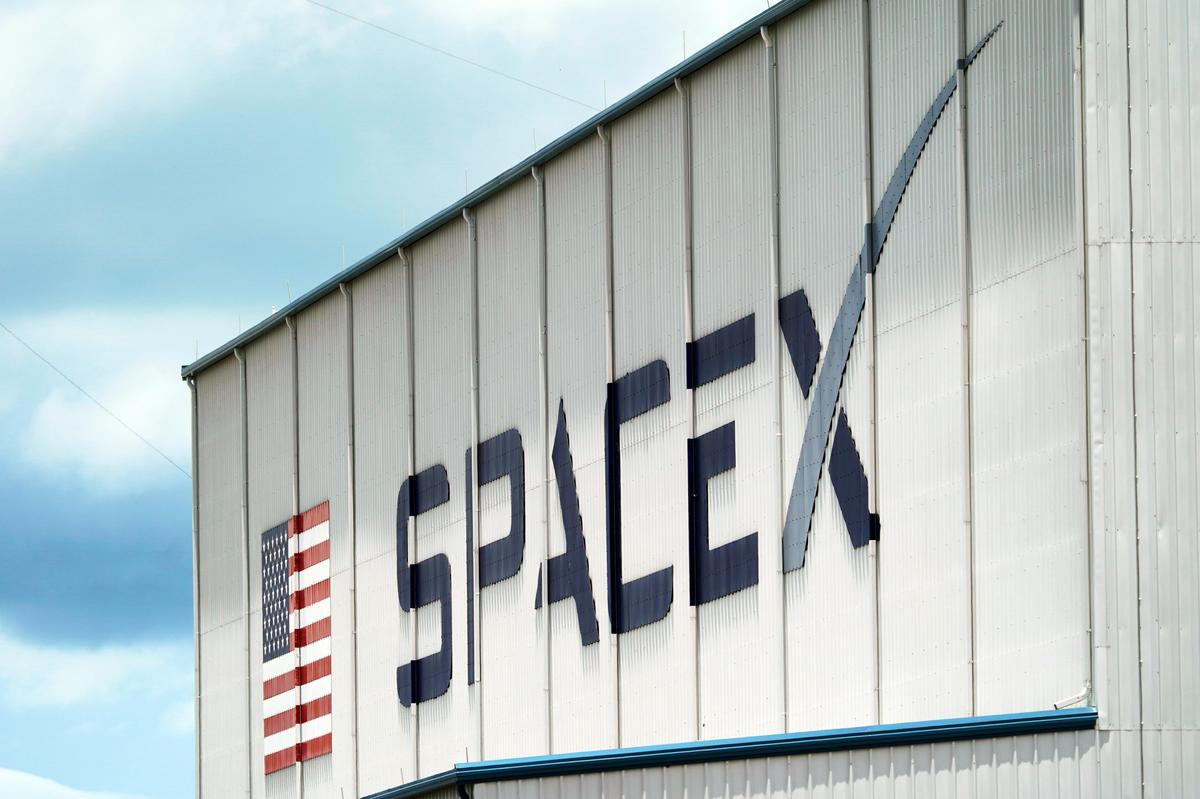 thehindu.com - Reuters - How the math works on a $1.75 trillion SpaceX valuation