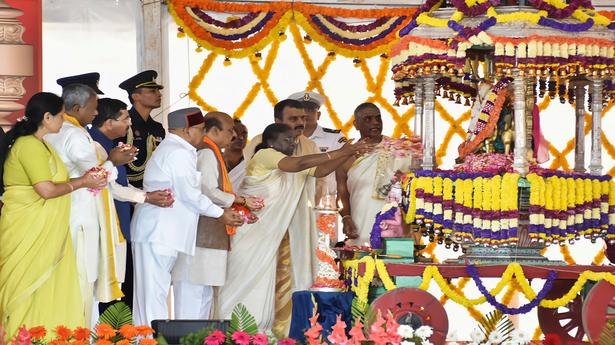 President Droupadi Murmu inaugurates Dasara festivities in Mysuru