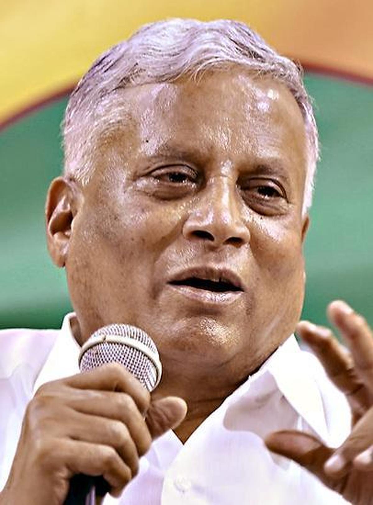 Chair hurled at Somanna during foundation stone-laying ceremony in Koppal -  The Hindu