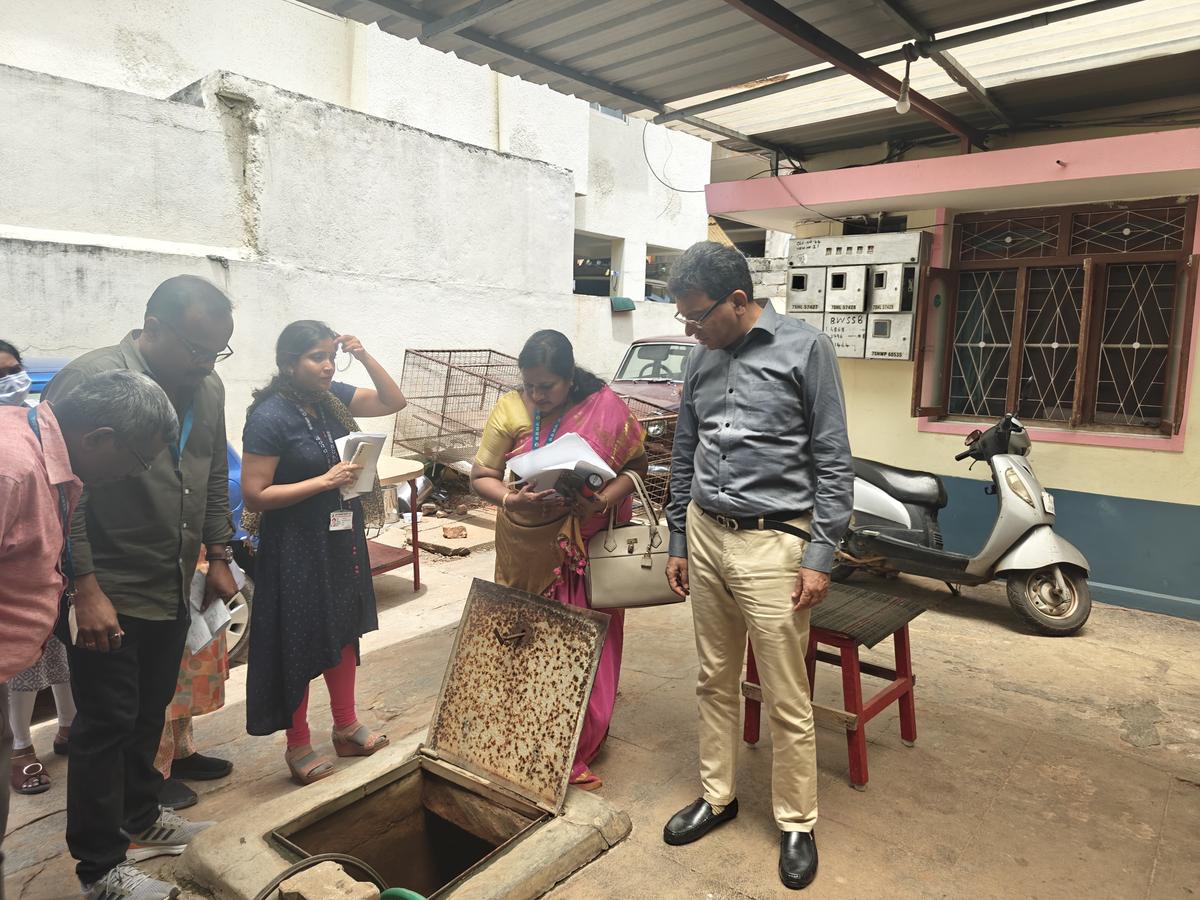 BBMP’s chief commissioner Tushar Girinath and his team inspecting a resident amidst dengue outbreak in Bengaluru.