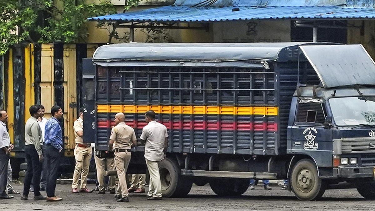 Badlapur sexual assault case: Inquiry concludes five cops responsible for accused's death in custody