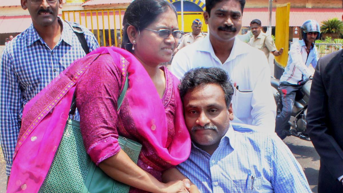 Ex-DU professor Saibaba released from Nagpur jail after acquittal in Maoist links case