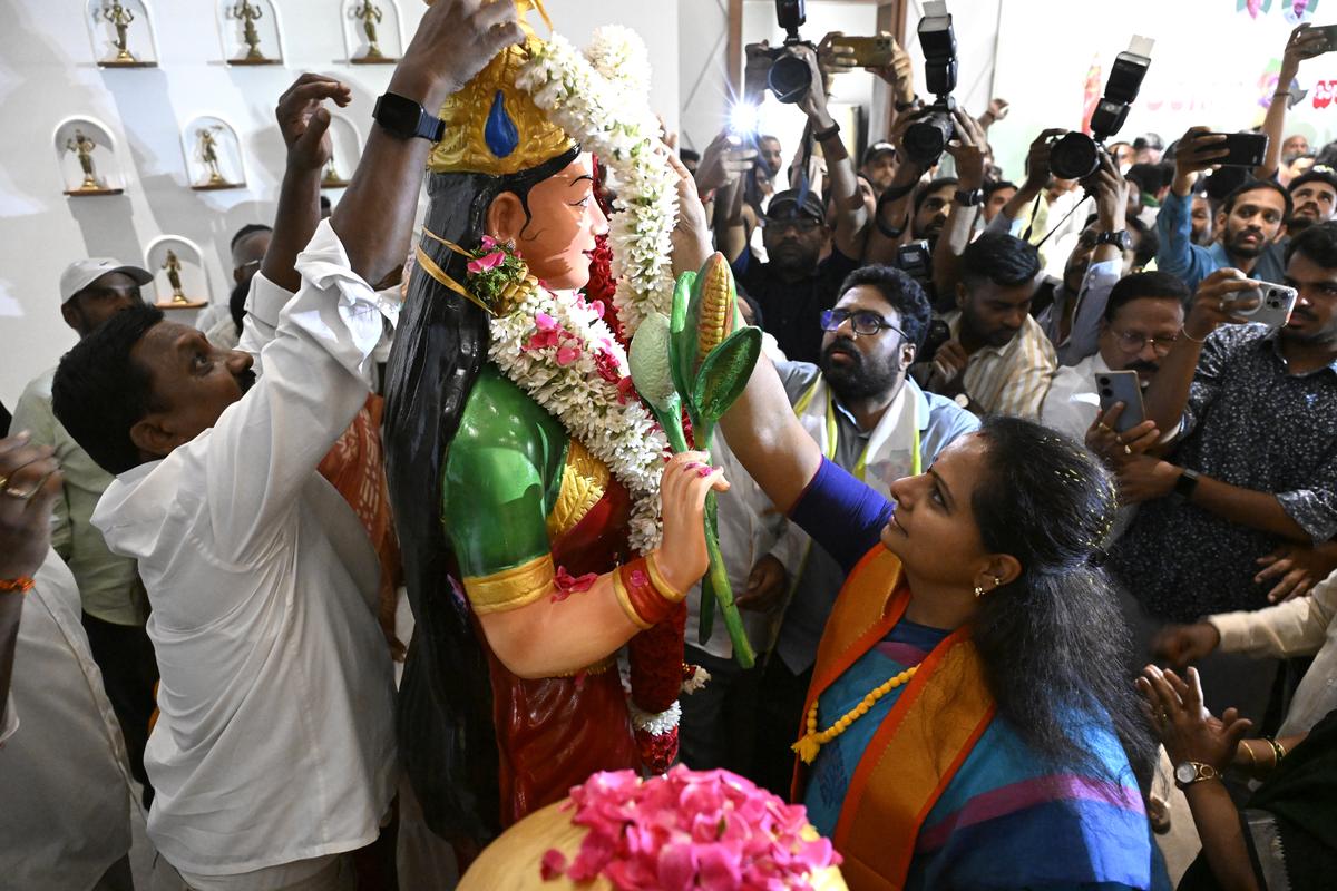BRS MLC K. Kavitha during the inauguration of the new office of Telangana Jagruthi at Banjara Hills, Hyderabad, on Saturday.