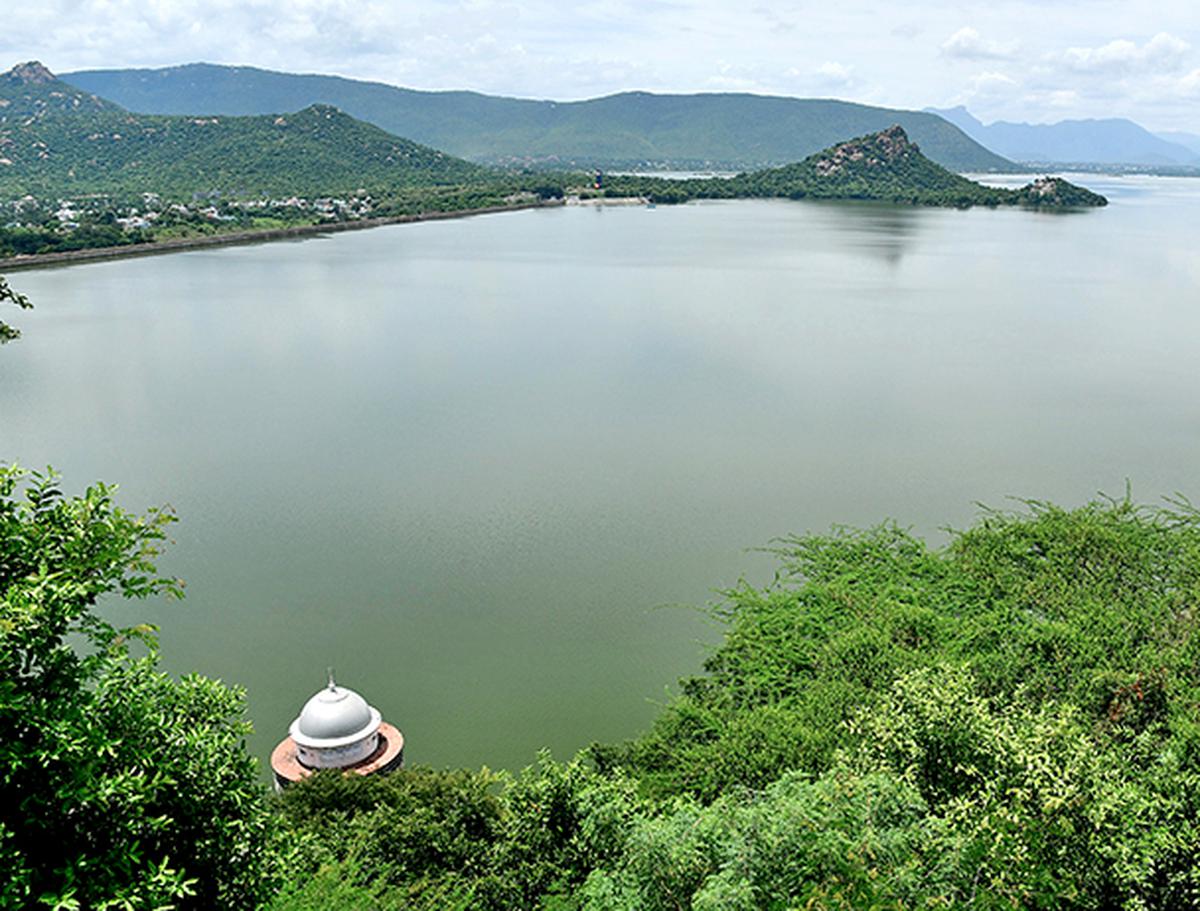 Mettur dam reaches full capacity for the second time this year