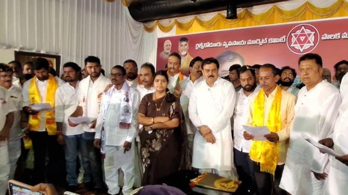Steps will be taken to develop large-scale storage facilities in Rayalaseema region, says Minister