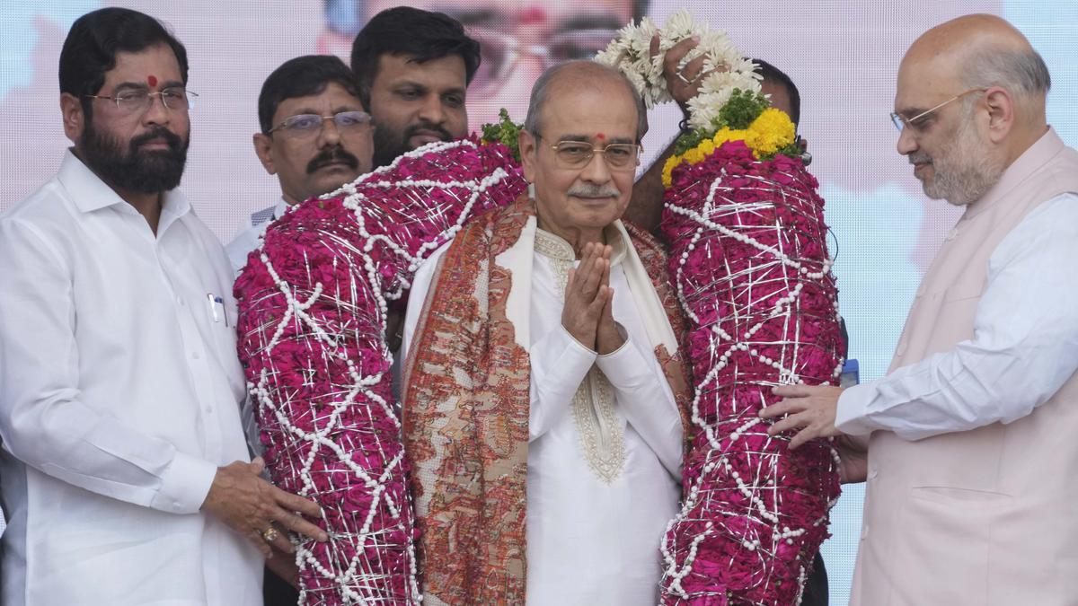 Amit Shah presents Maharashtra Bhushan Award to social worker Appasaheb Dharmadhikari