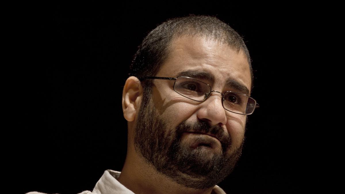 Pressure mounts on Egypt to release dissident Alaa Abdel Fattah