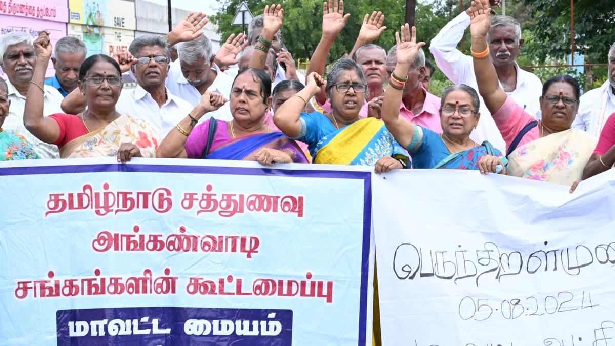 Retired anganwadi staff demand pension hike in Krishnagiri