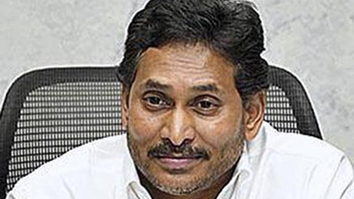 Harness power of social media to expose NDA government’s anti-people policies in Andhra Pradesh, Jagan asks young cadre