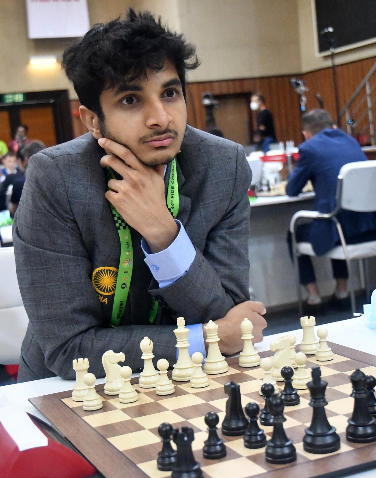 Indian Grandmaster Vidit Gujrathi beat Ian Nepomniachtchi of Russia 2-0 to  enter quarterfinals of FIDE Chess World Cup in Baku, Azerbaijan