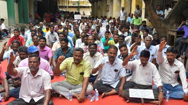 700 striking electricity workers in Puducherry detained