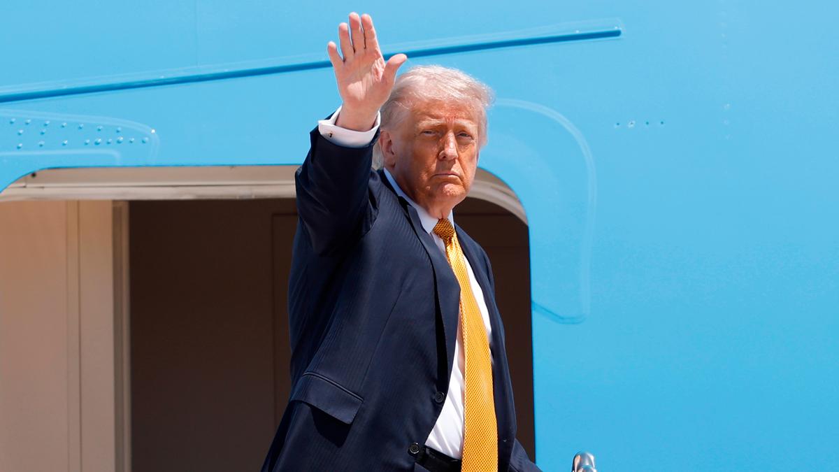 Trump embarks on visit to China, focus on trade