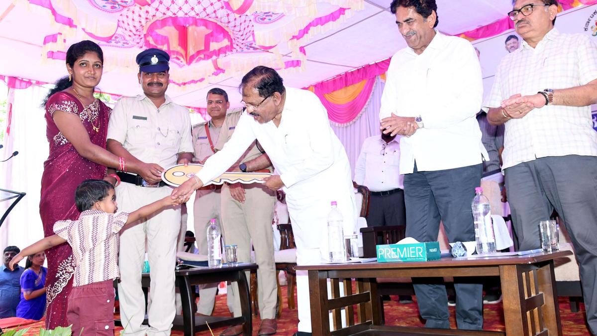 Cyber labs to be set up in every district to combat cybercrime