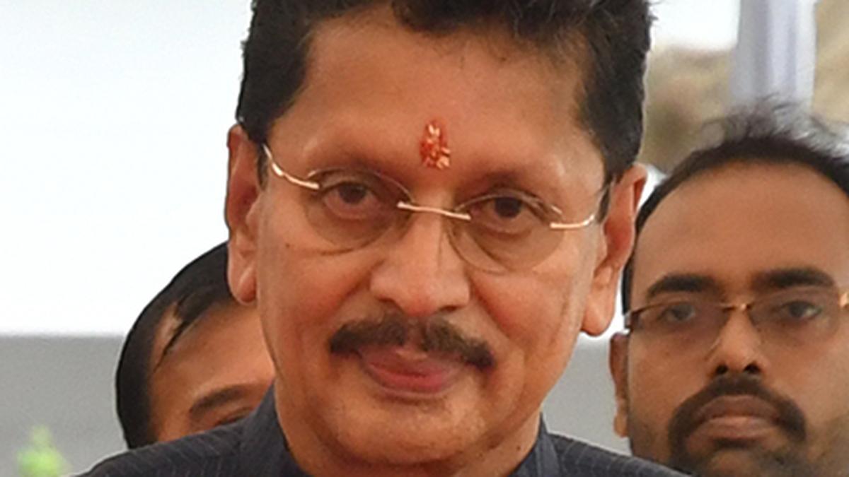 Will try to get back Shivaji’s sword from U.K., says Maharashtra Minister