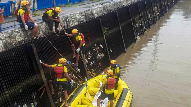 Draft postmortem report says Uttarakhand receptionist died due to drowning; family refuses to conduct last rites