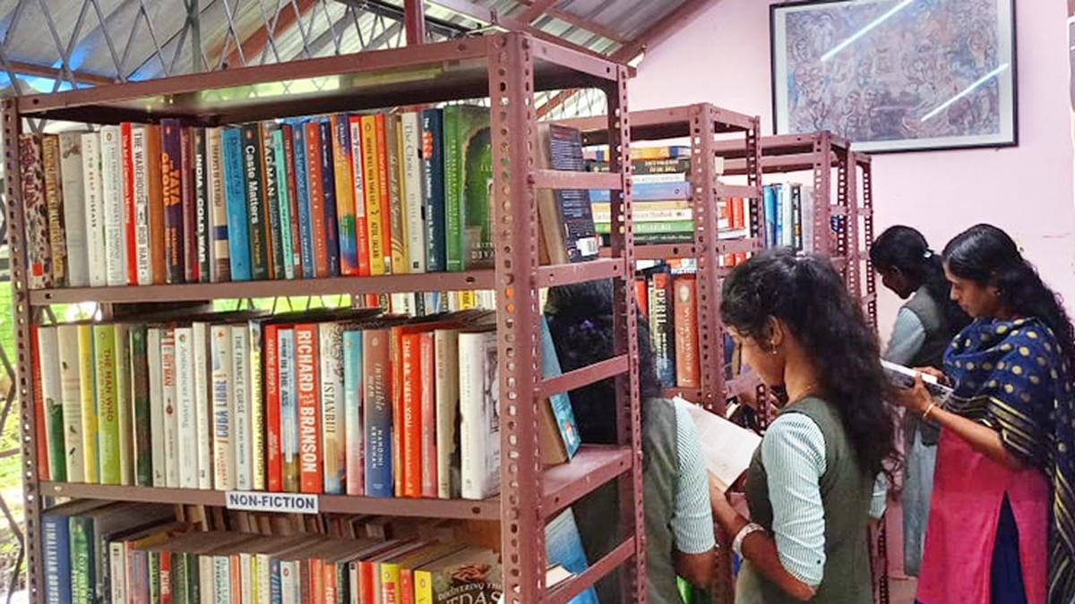 Bengaluru: First day of reading campaign in schools gets lukewarm response due to lack of preparation