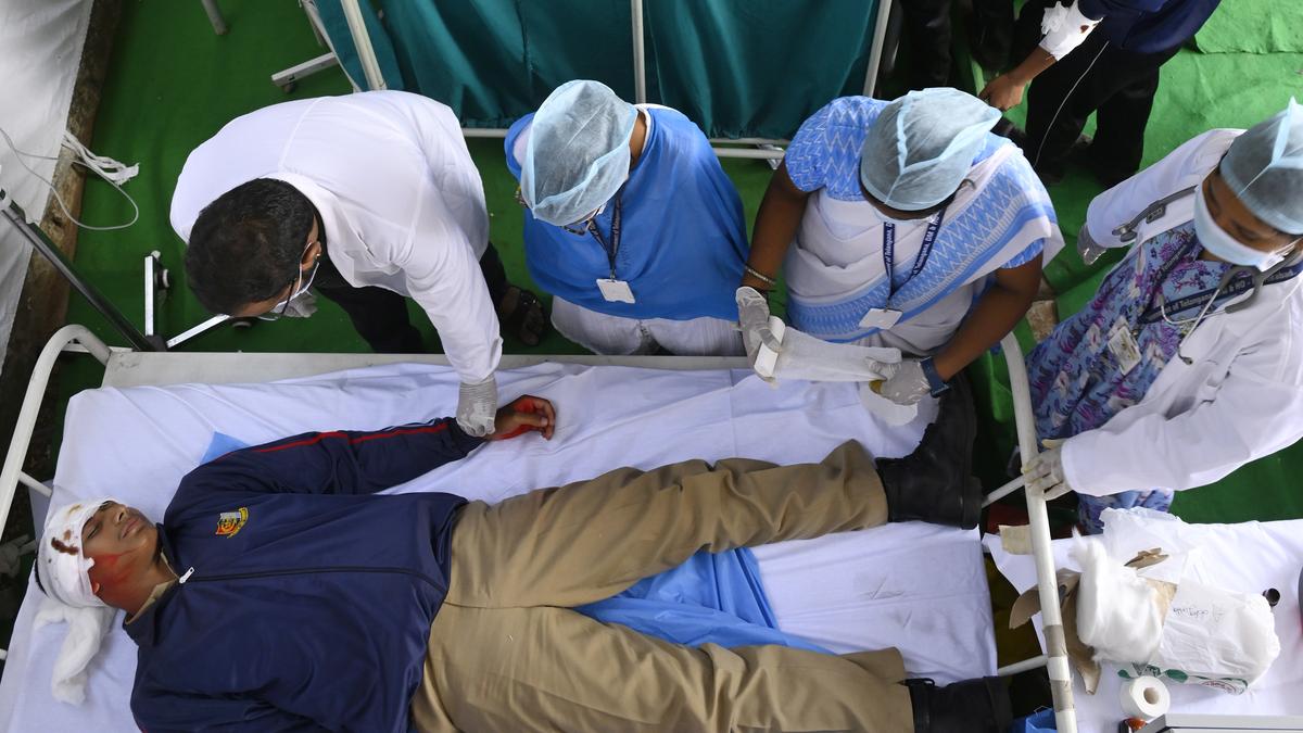 Telangana DME bans leave for medical staff amid ‘war-like situation’