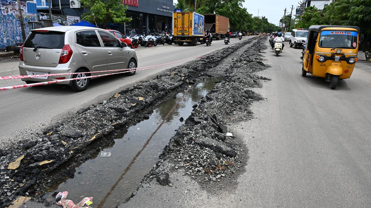 Residents question feasibility of centre median on Williams Road