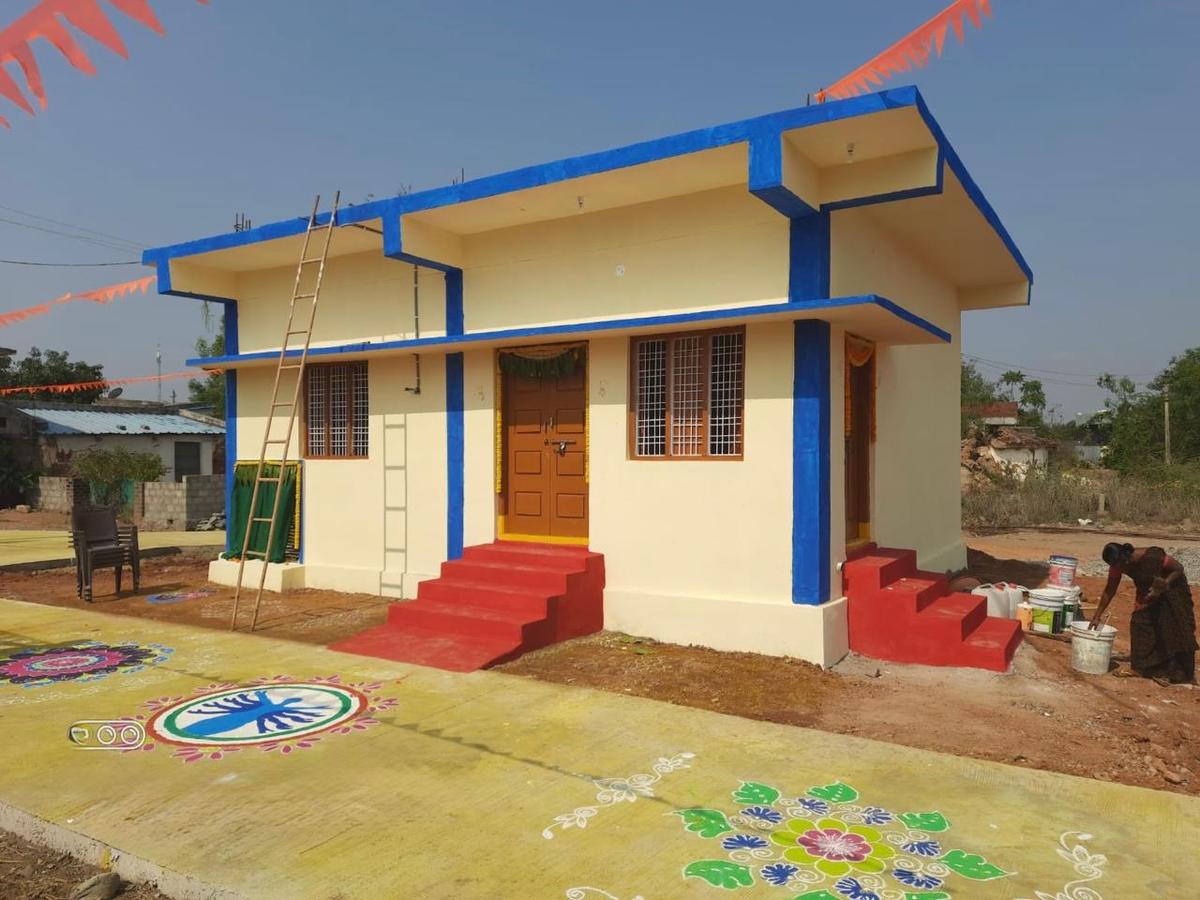 thehindu.com - P. Laxma Reddy - Pioneering initiative: Construction of SHG buildings picks up pace in Telangana