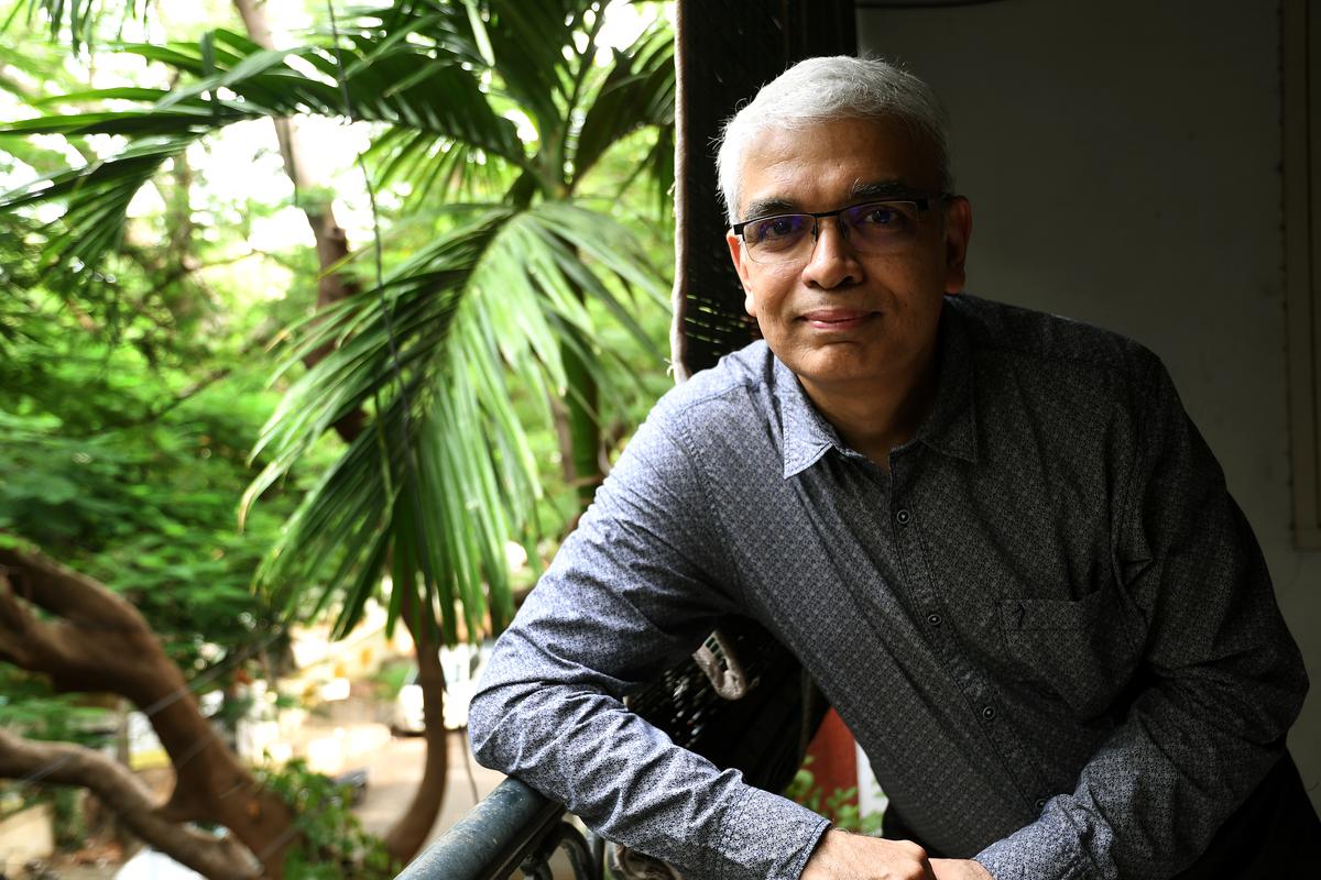 Dr. Navin Jayakumar, ophthalmologist and quizmaster