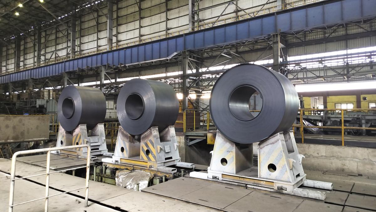 Commerce Ministry recommends 12% safeguard duty on certain steel products for 200 days