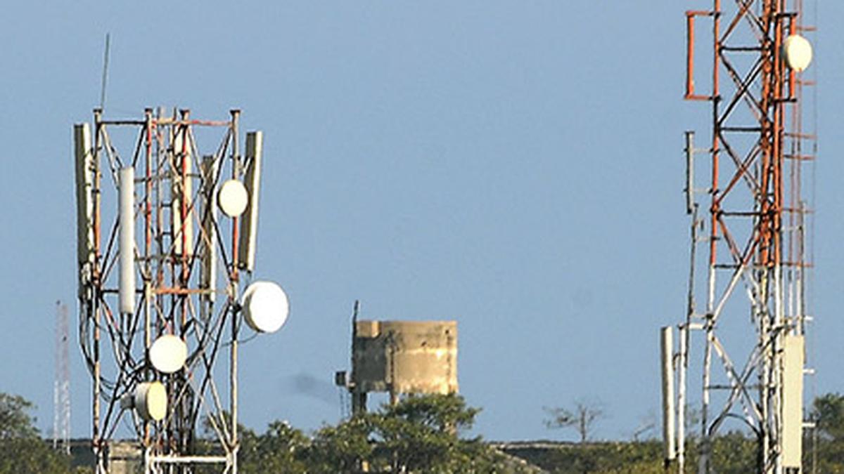 Supreme Court declines to receive government plea on ‘administrative allocation’ of spectrum