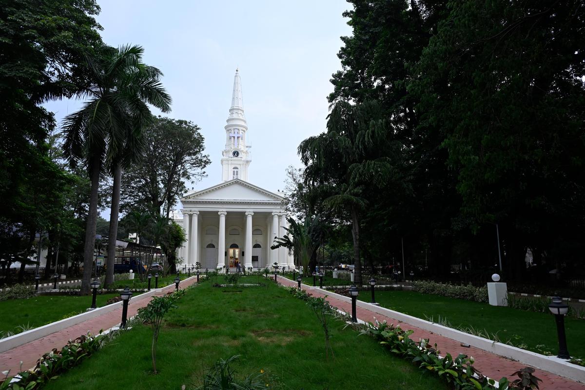 A revered landmark: Bishop of Calcutta Rev. Thomas Fanshaw Middleton consecrated the building to the service of God on January 8, 1816. St. George’s Church became the Cathedral of the Diocese of Madras in 1835.