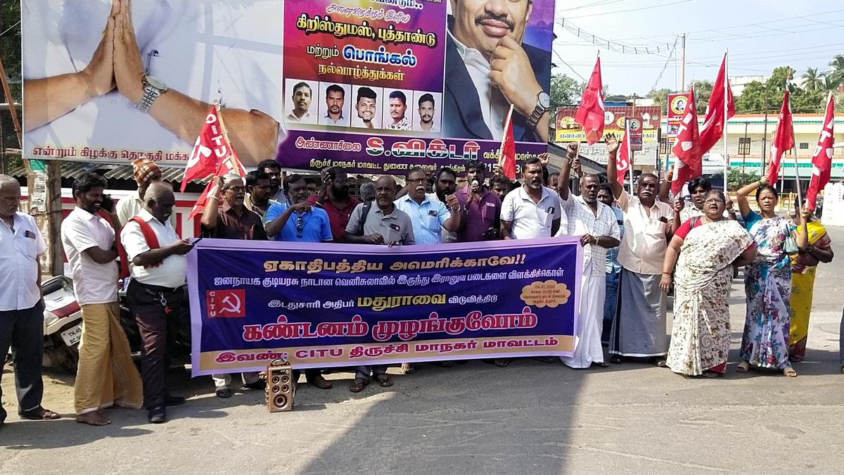 CITU stages protest in Tiruchi condemning U.S. action against Venezuela