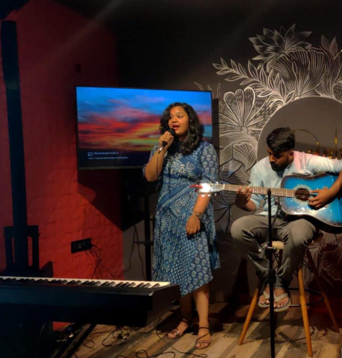 Sreya Mary performing at Ovenly