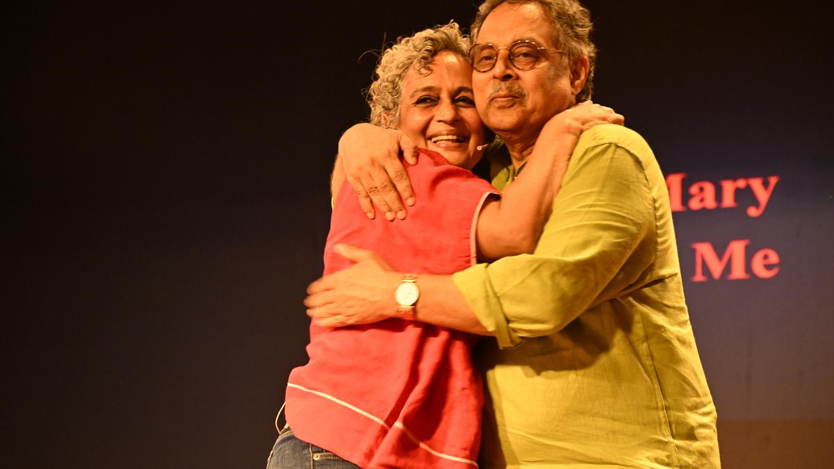 https://th-i.thgim.com/public/incoming/en80qp/article70005505.ece/alternates/LANDSCAPE_1200/10018_2_9_2025_21_30_41_1_ARUNDHATI_ROY_01.JPG