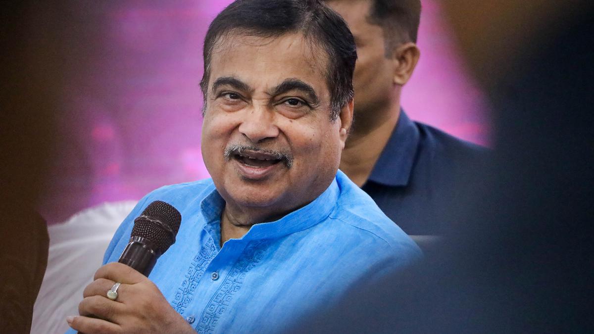 All 15-year-old govt vehicles will be scrapped: Gadkari