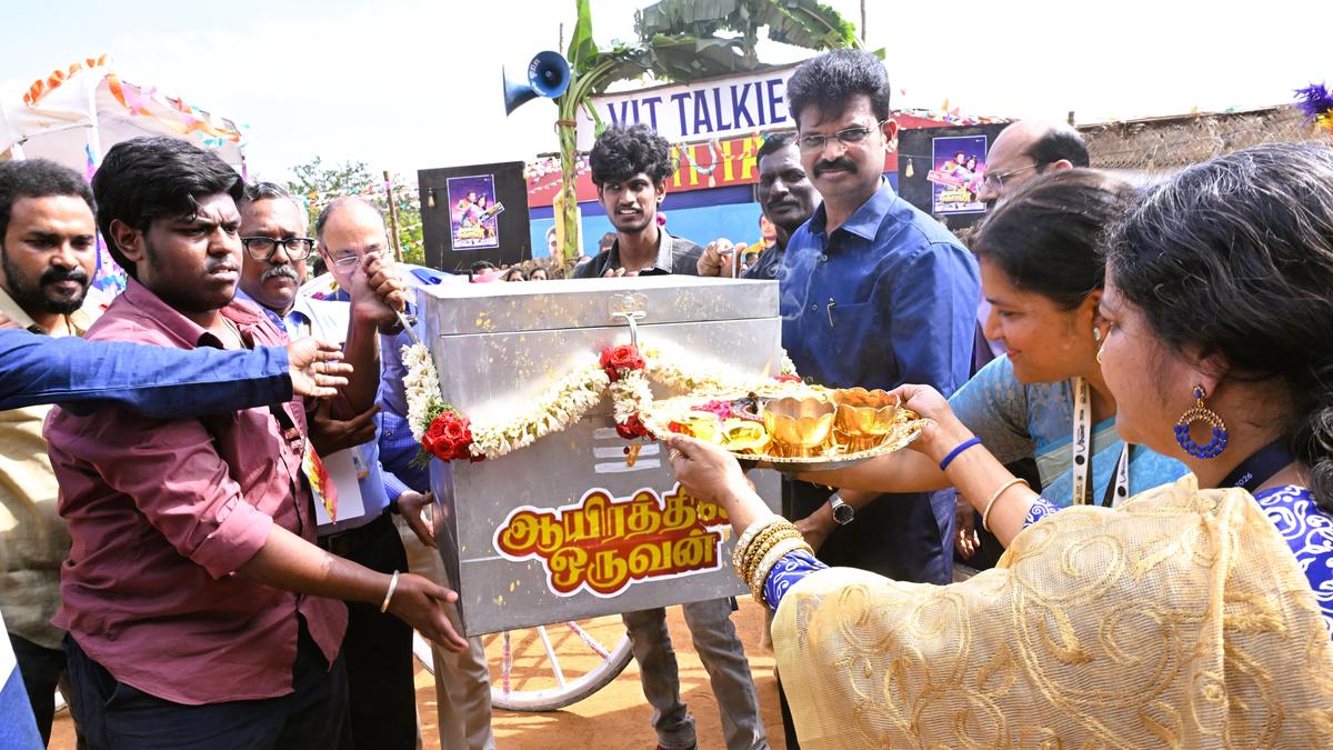 Cultural fest at VIT Chennai turns the clock back with&nbsp;tent kottai