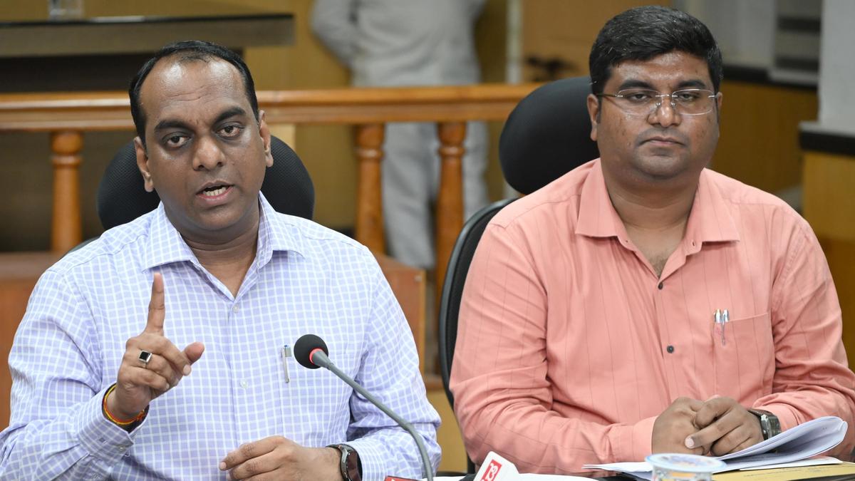 Shivamogga DC appeals for people’s cooperation for SIR