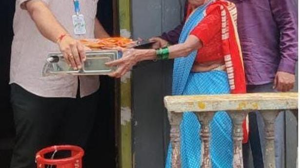 VIP visit brings Dalit woman a gas connection