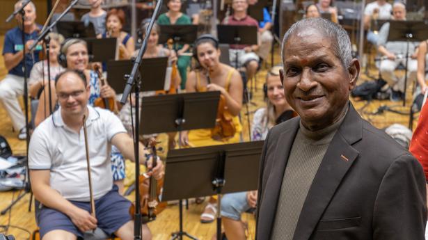 Ilaiyaraaja collaborates with Budapest Symphony Orchestra 